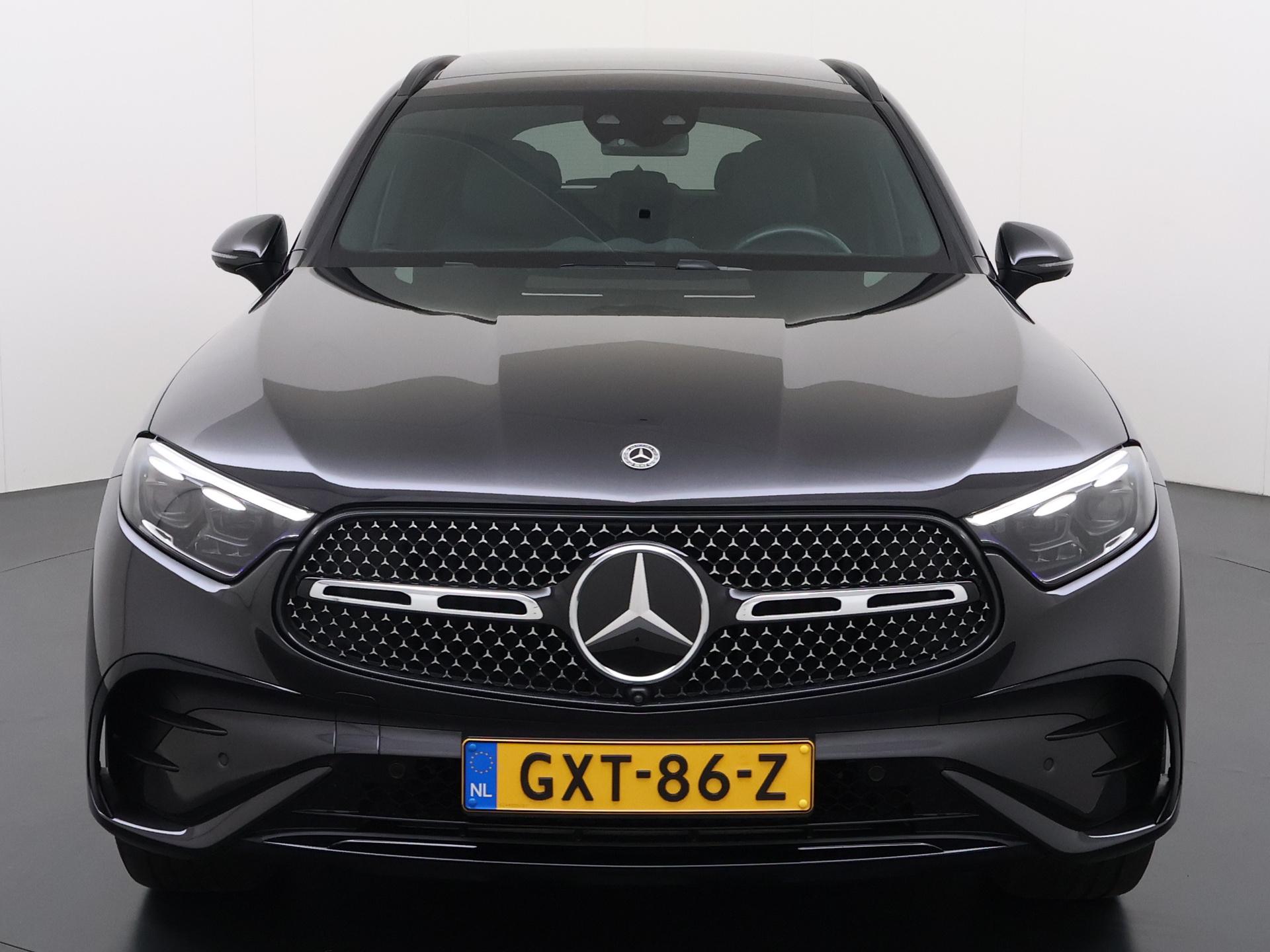 Mercedes-Benz GLC-klasse 300e 4MATIC AMG Line 13