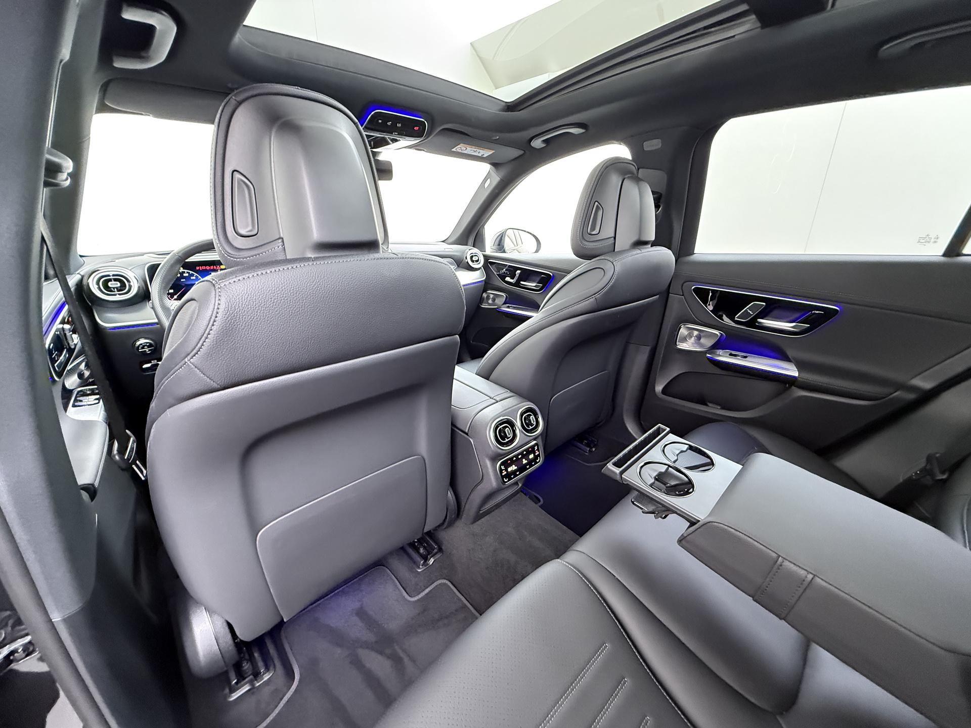 Mercedes-Benz GLC-klasse 300e 4MATIC AMG Line 28