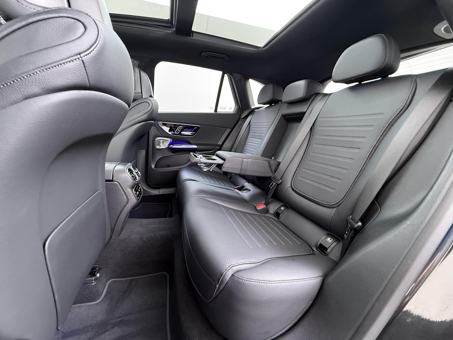 Mercedes-Benz GLC-klasse 300e 4MATIC AMG Line 29