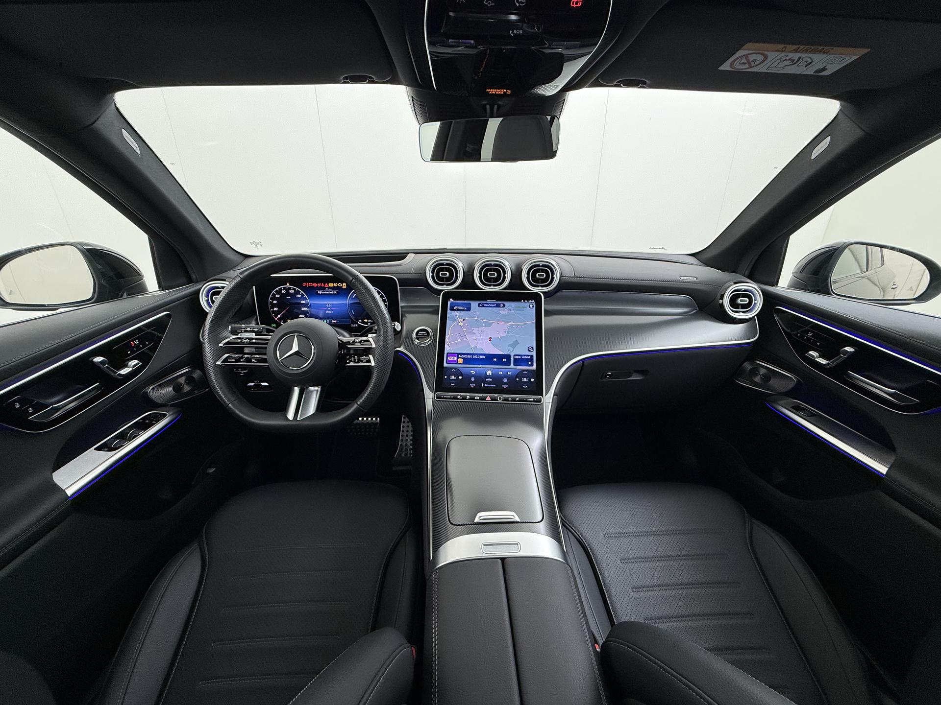 Mercedes-Benz GLC-klasse 300e 4MATIC AMG Line 31