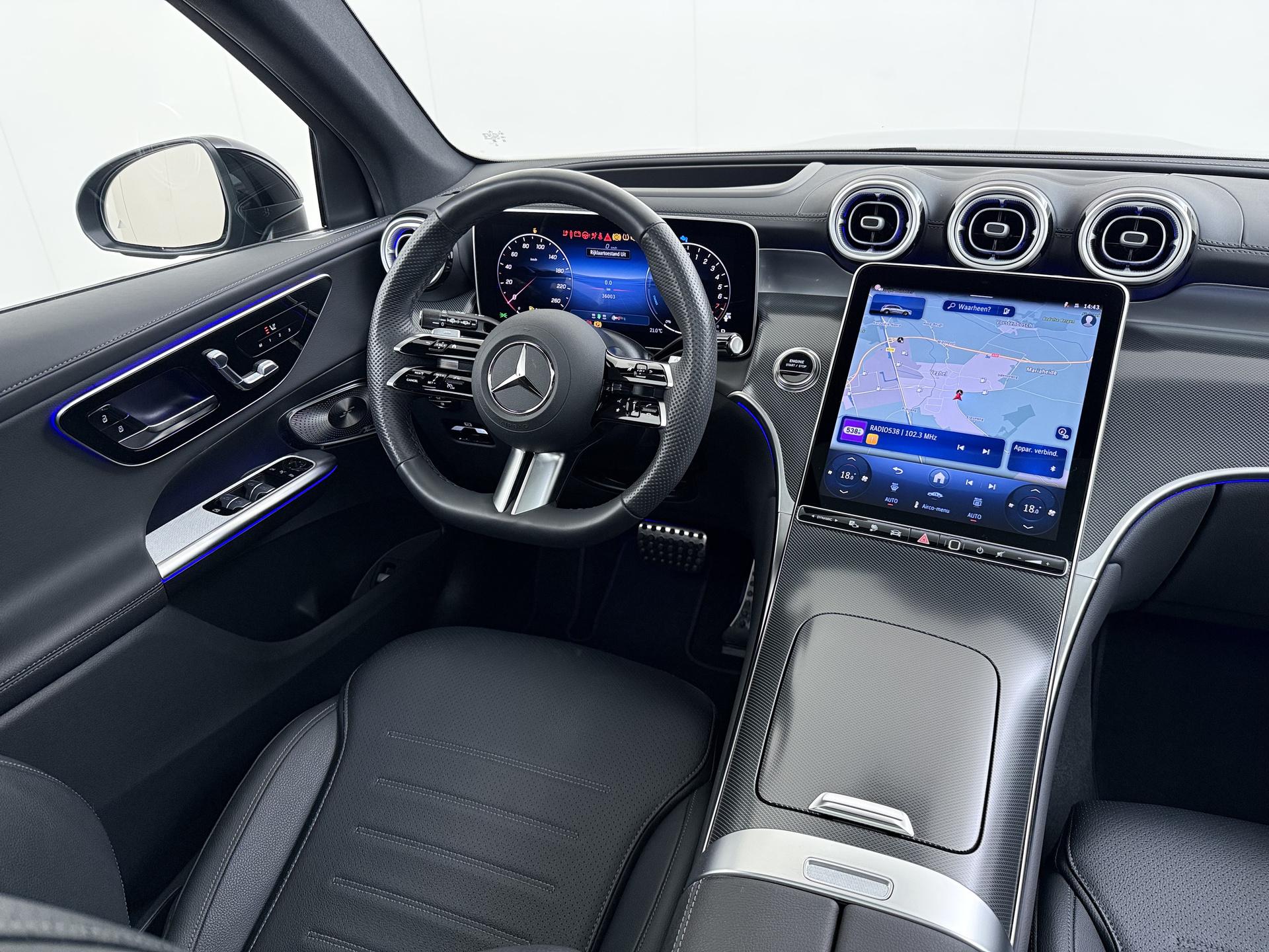 Mercedes-Benz GLC-klasse 300e 4MATIC AMG Line 32