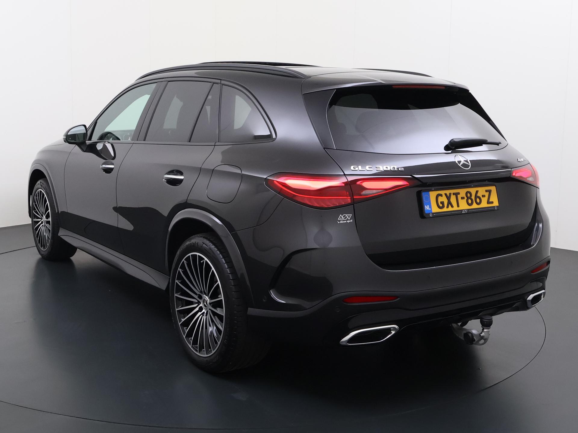 Mercedes-Benz GLC-klasse 300e 4MATIC AMG Line 4
