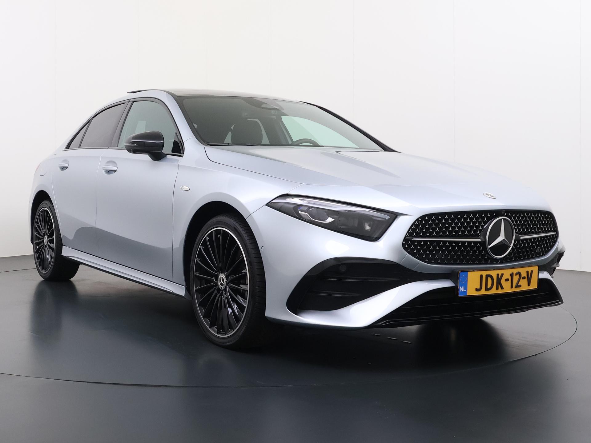 Mercedes-Benz A-klasse 250 e AMG Business Solution 11