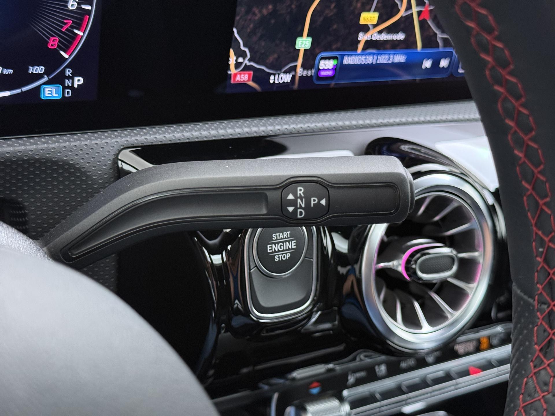Mercedes-Benz A-klasse 250 e AMG Business Solution 31
