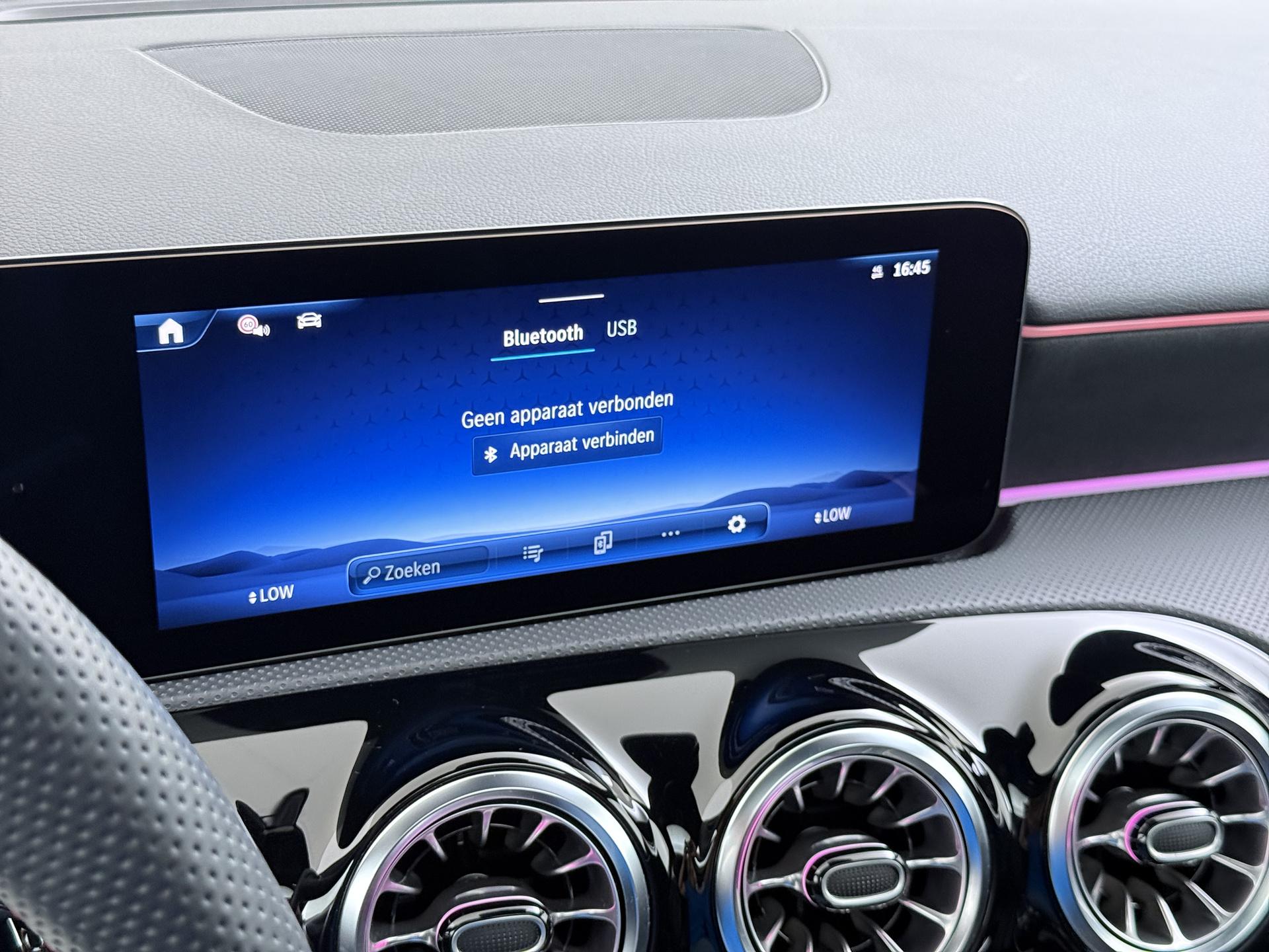 Mercedes-Benz A-klasse 250 e AMG Business Solution 43