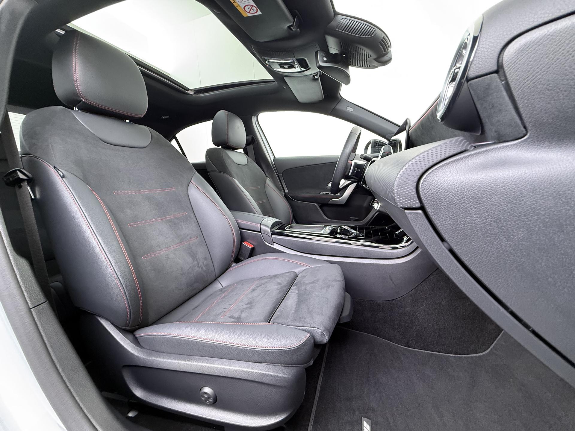 Mercedes-Benz A-klasse 250 e AMG Business Solution 48