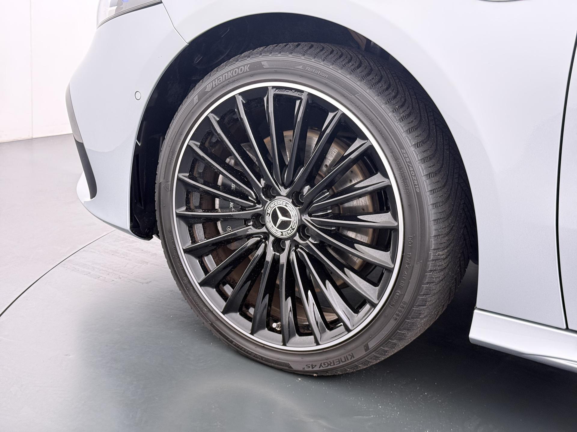 Mercedes-Benz A-klasse 250 e AMG Business Solution 5