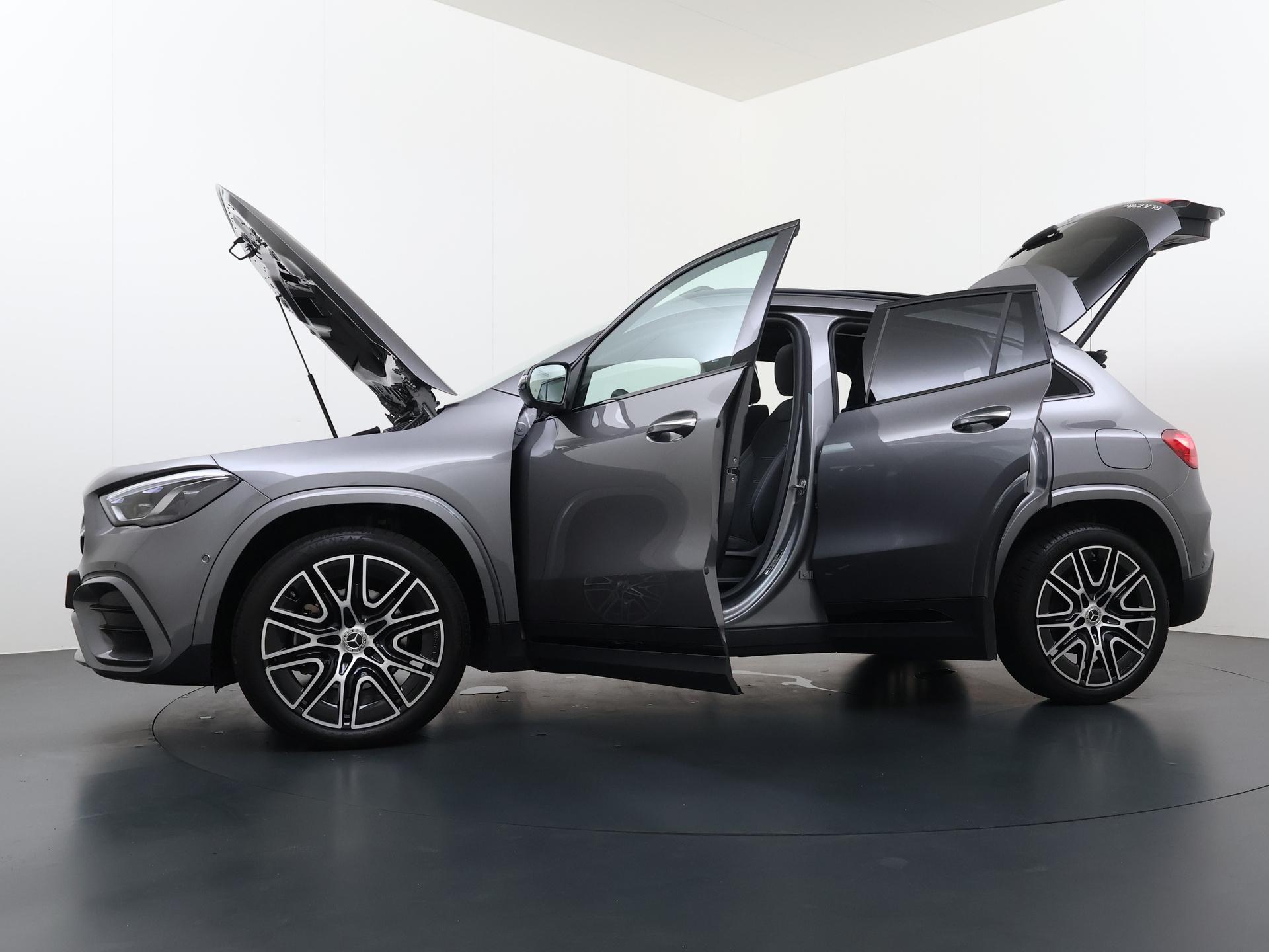 Mercedes-Benz GLA-klasse 250 e AMG Business Solution 16