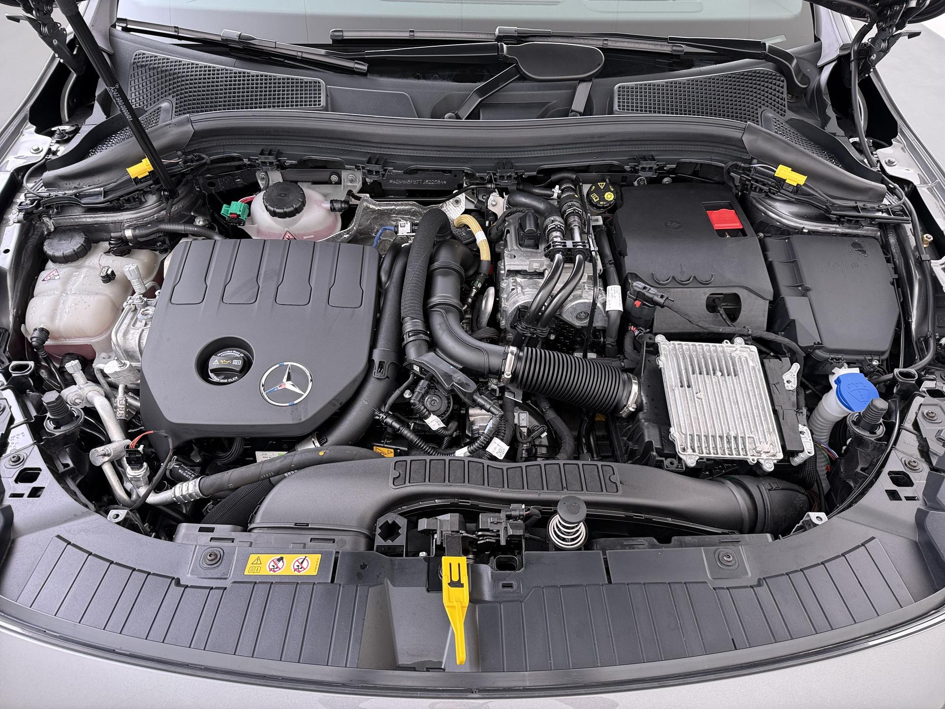 Mercedes-Benz GLA-klasse 250 e AMG Business Solution 23