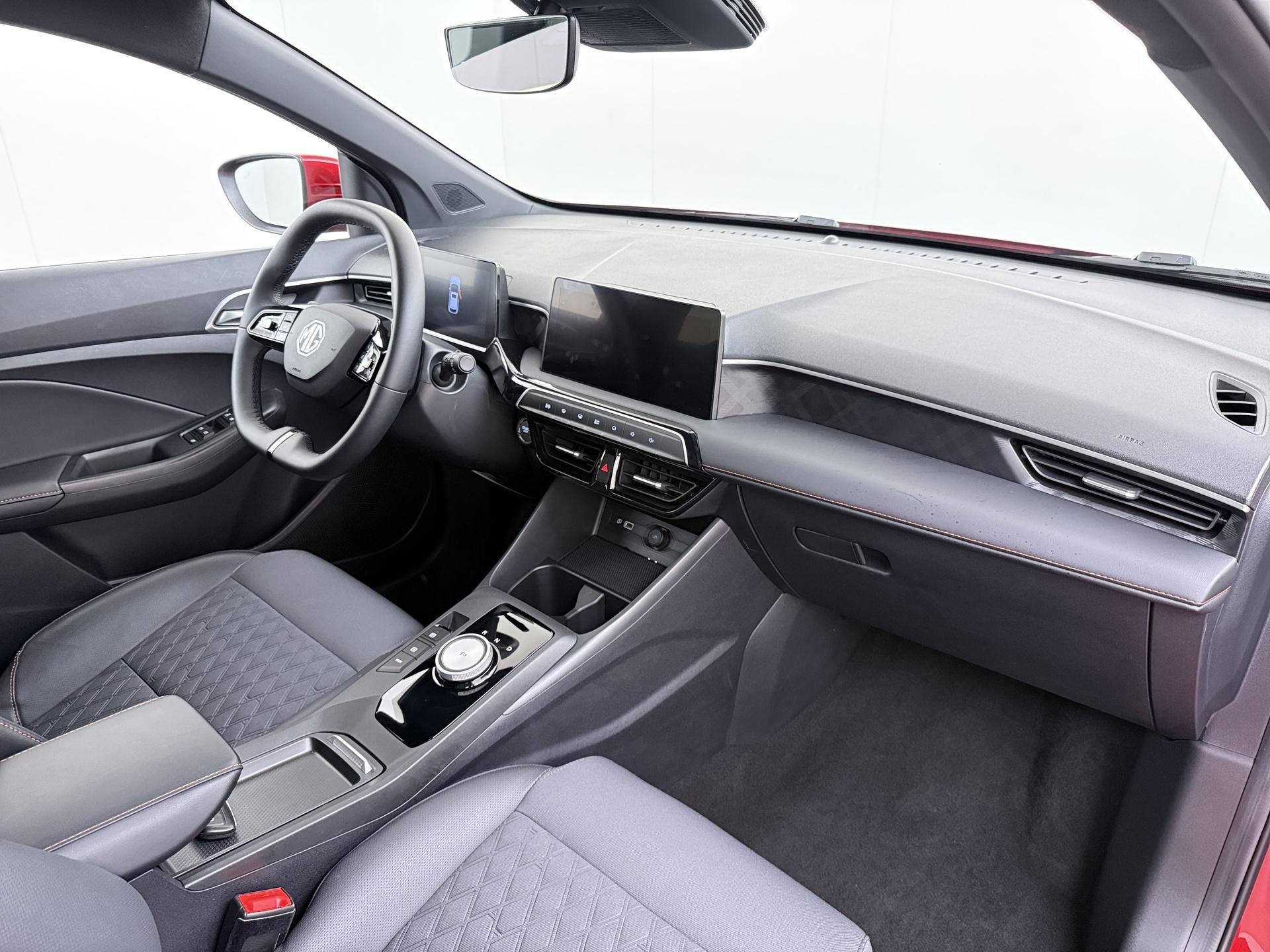 MG MG3 Hybrid+ 1.5 Hybrid+ Luxury 34