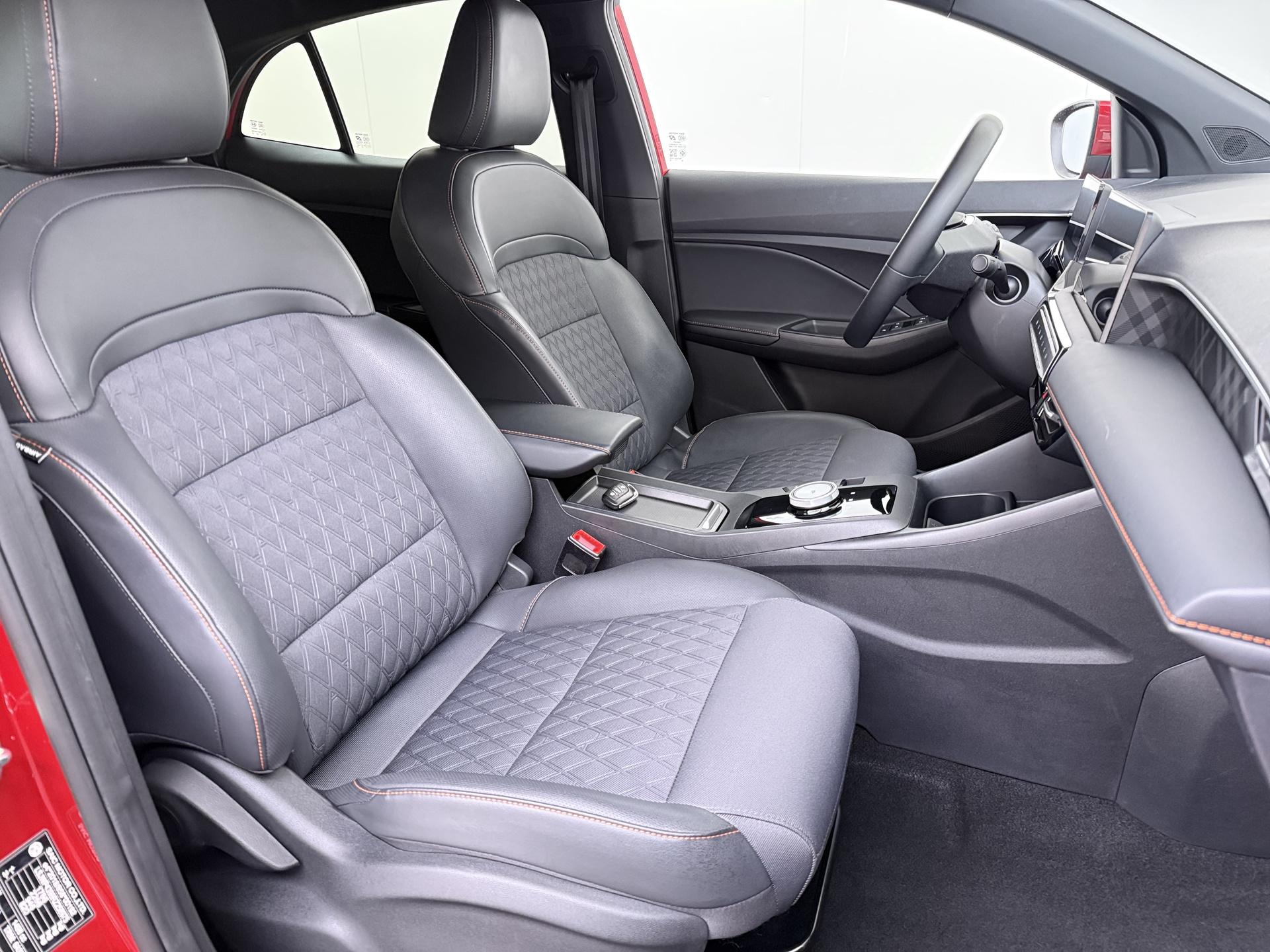 MG MG3 Hybrid+ 1.5 Hybrid+ Luxury 35