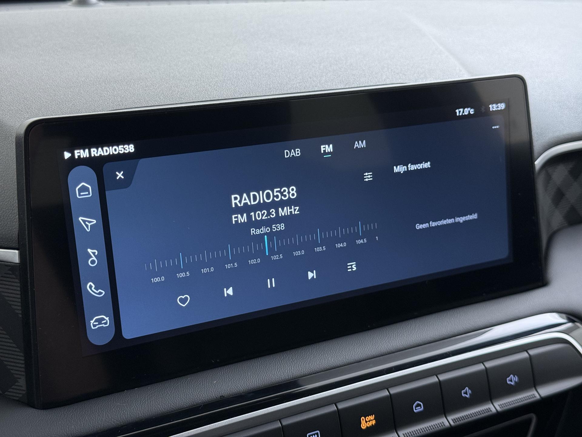 MG MG3 Hybrid+ 1.5 Hybrid+ Luxury 27
