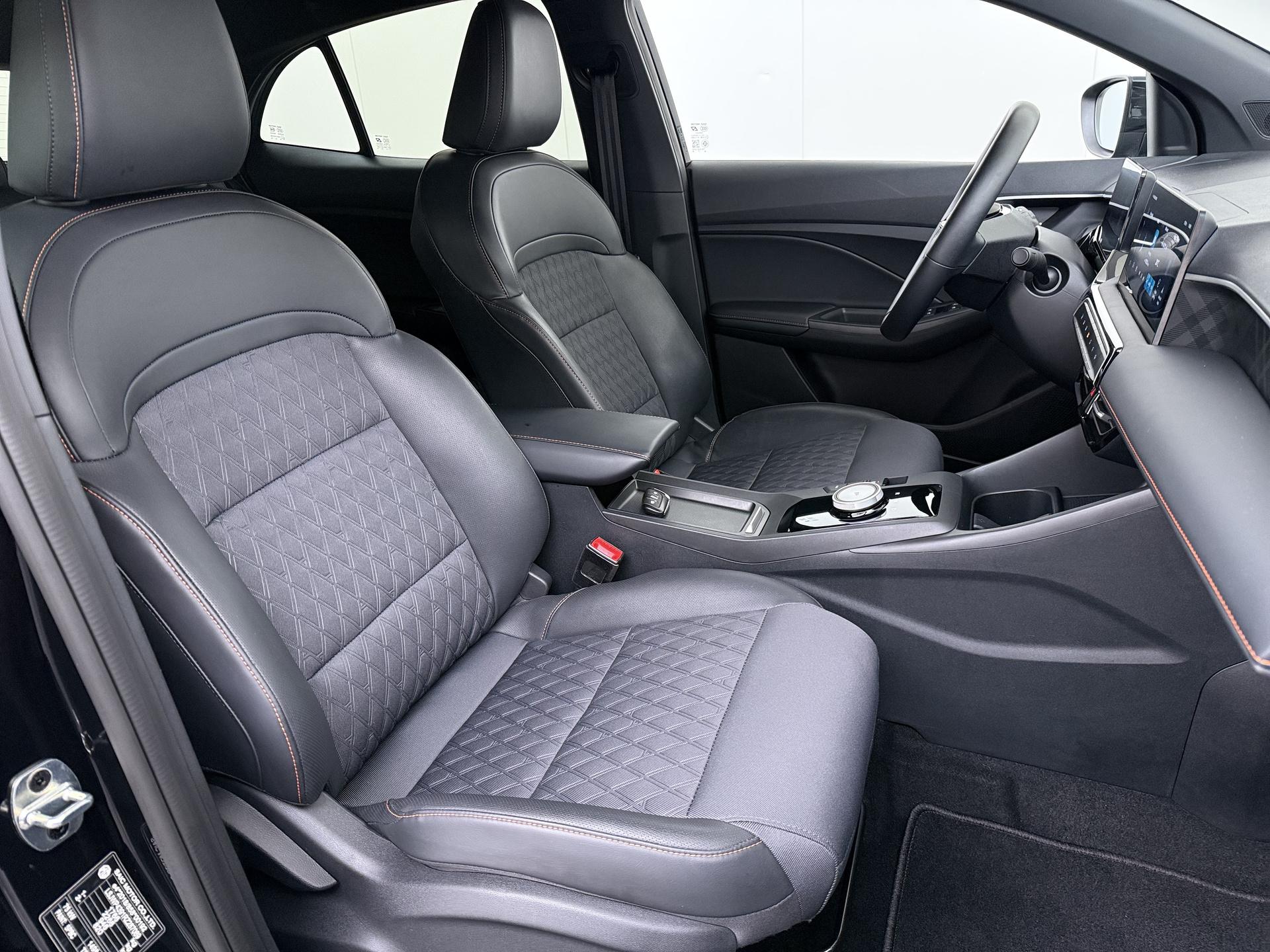 MG MG3 Hybrid+ 1.5 Hybrid+ Luxury 35