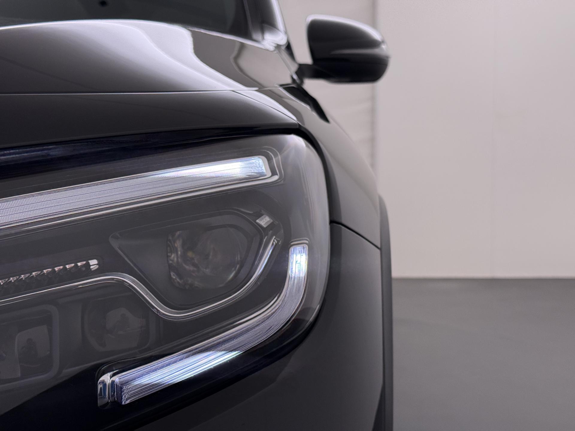 Mercedes-Benz GLB 200 AMG Premium Plus 17