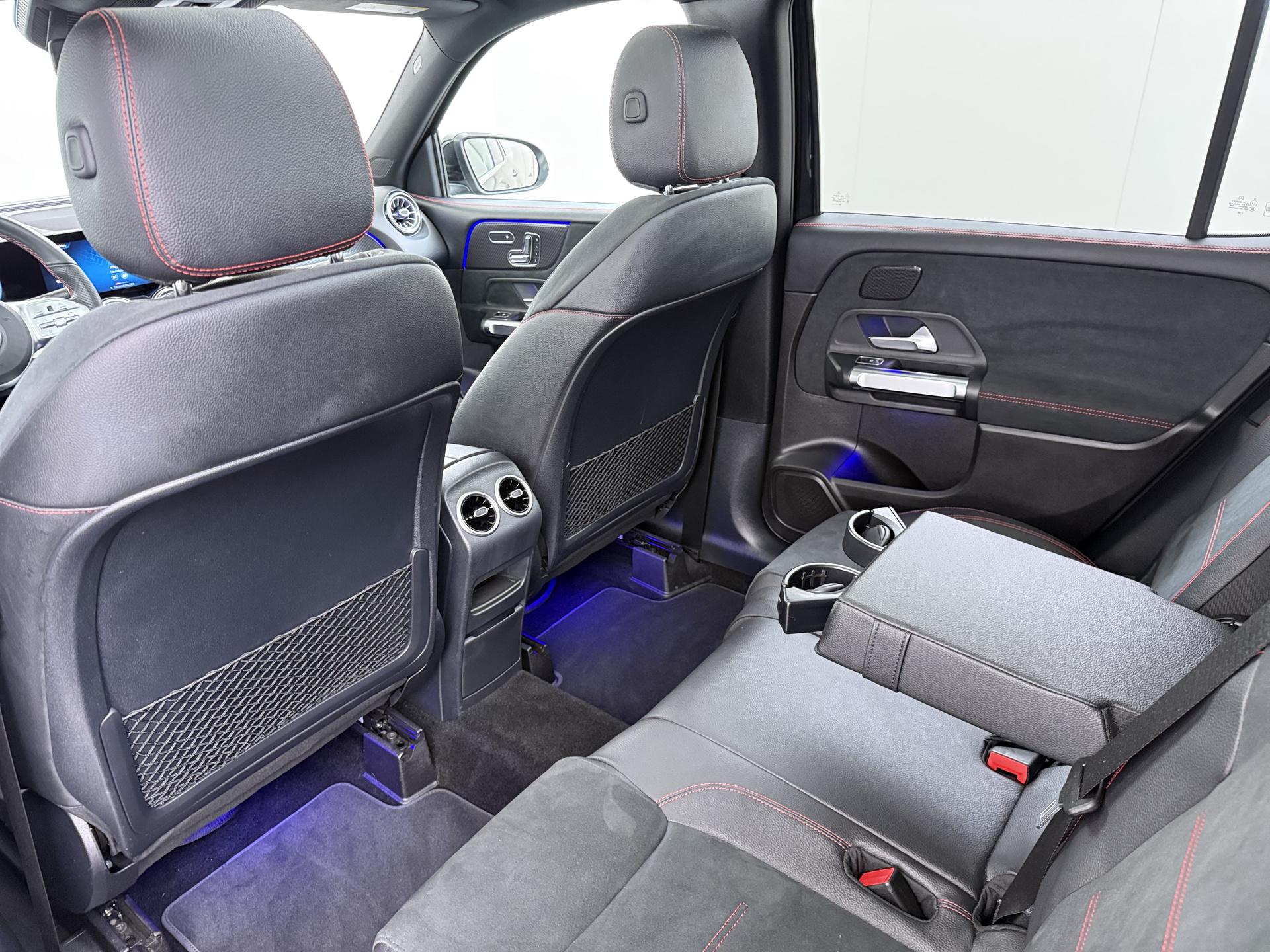 Mercedes-Benz GLB 200 AMG Premium Plus 25