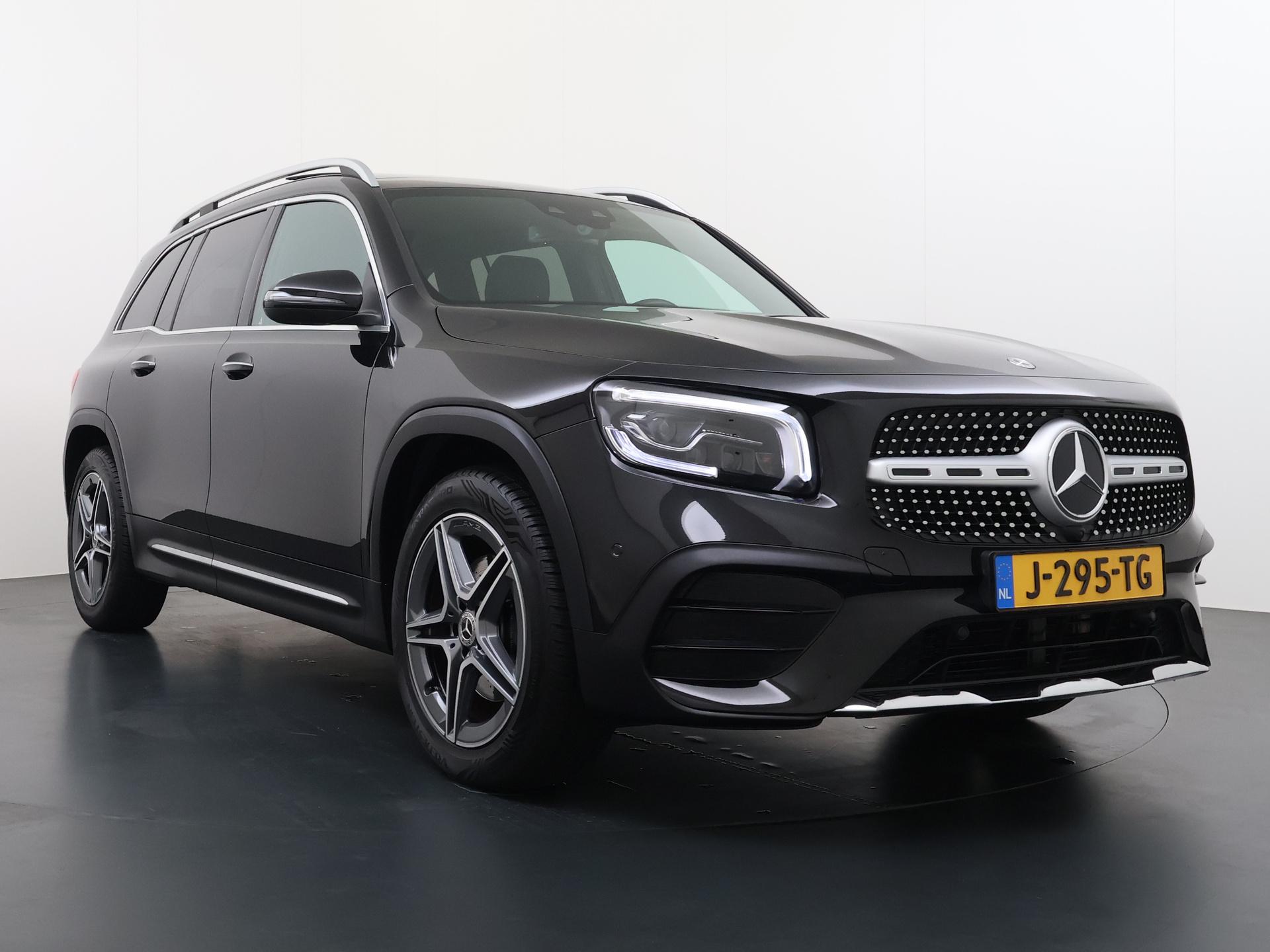 Mercedes-Benz GLB 200 AMG Premium Plus 6