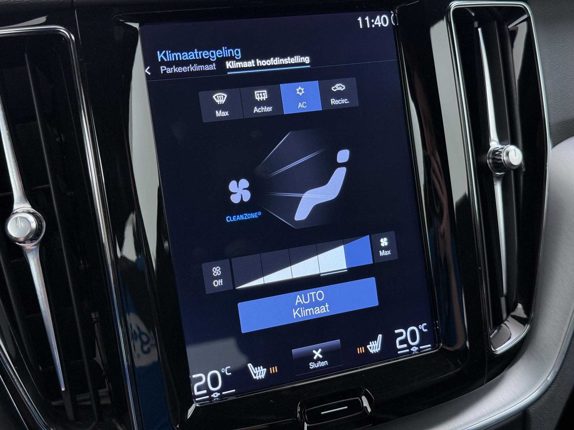 Volvo XC60 2.0 T4 Momentum Pro 13