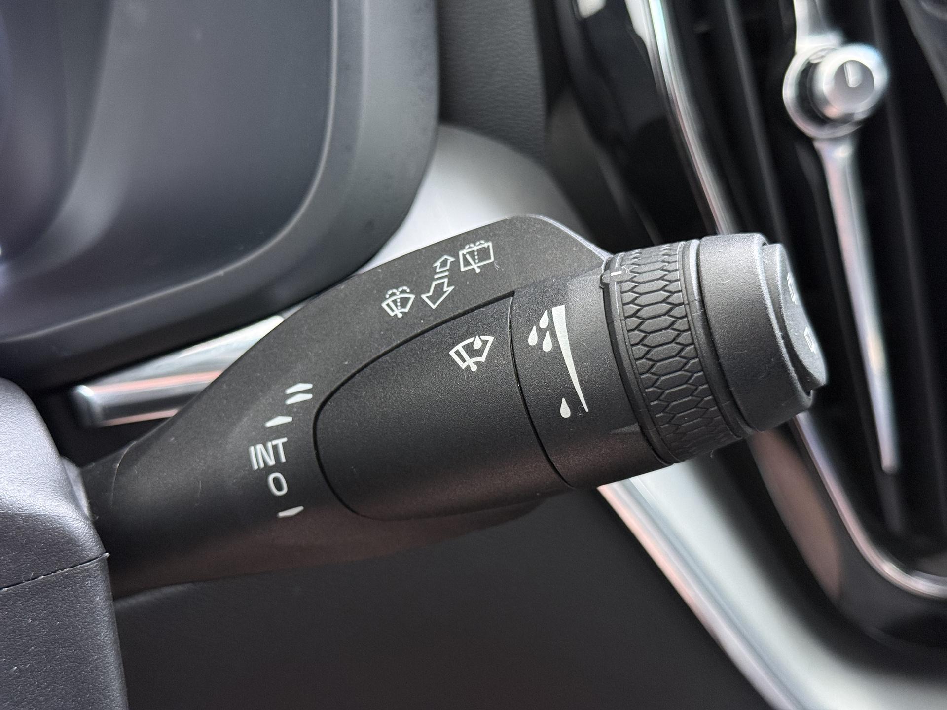 Volvo XC60 2.0 T4 Momentum Pro 28