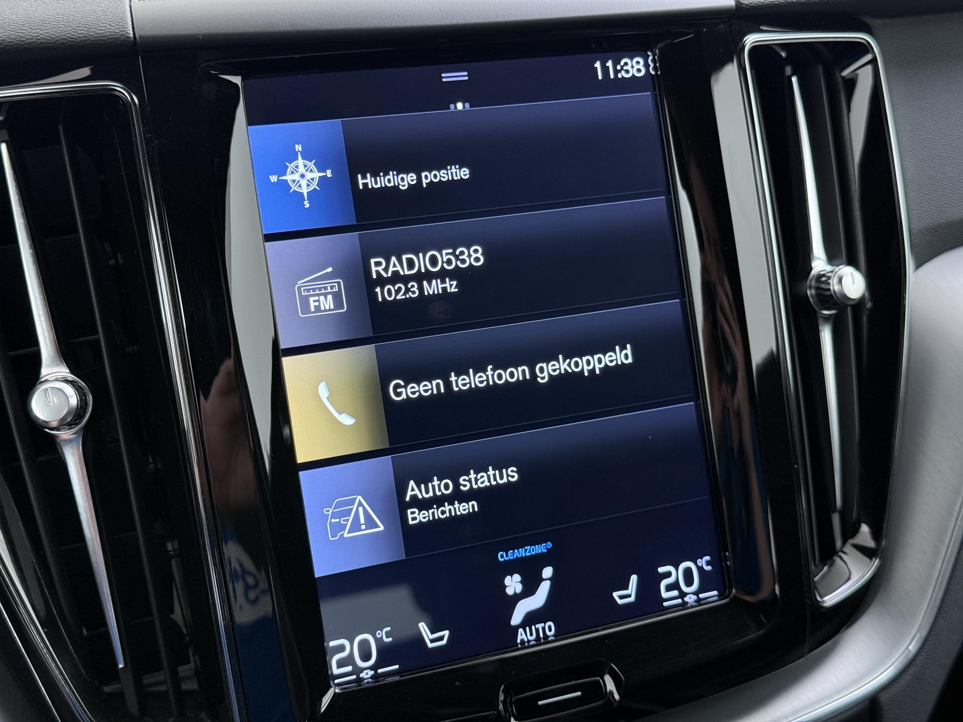 Volvo XC60 2.0 T4 Momentum Pro 31