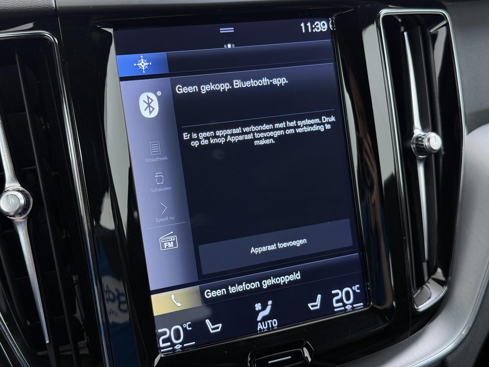 Volvo XC60 2.0 T4 Momentum Pro 35