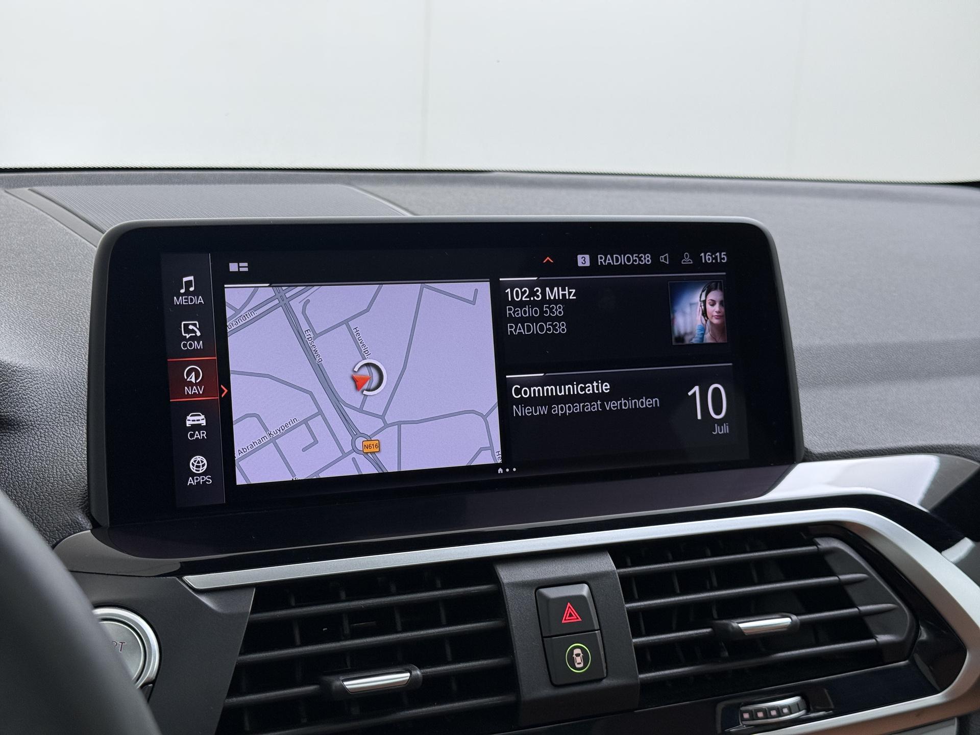 BMW X4 xDrive20i 26