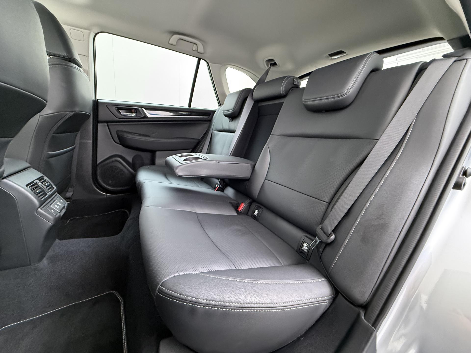 Subaru Outback 2.5i Premium 20