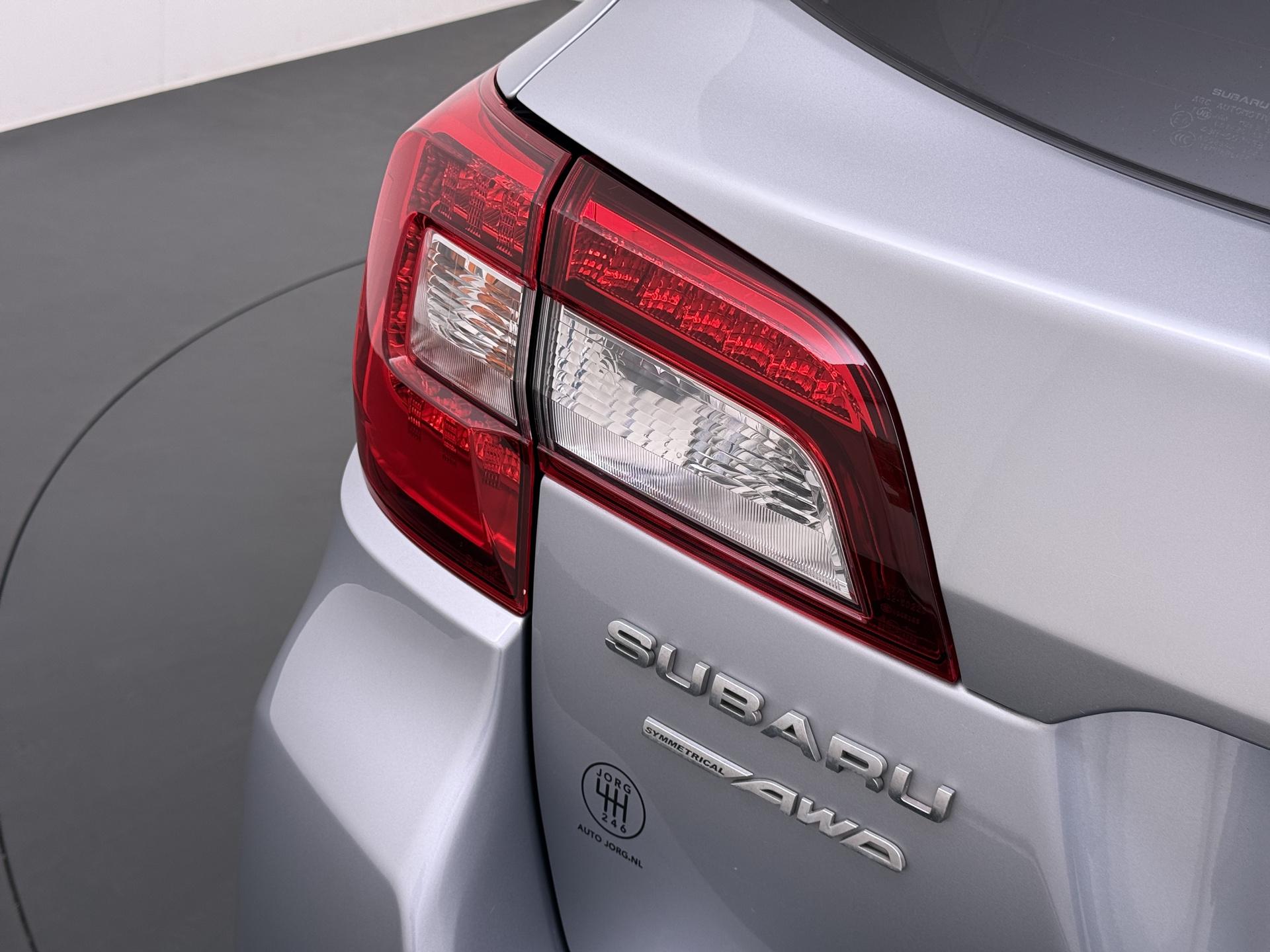 Subaru Outback 2.5i Premium 4