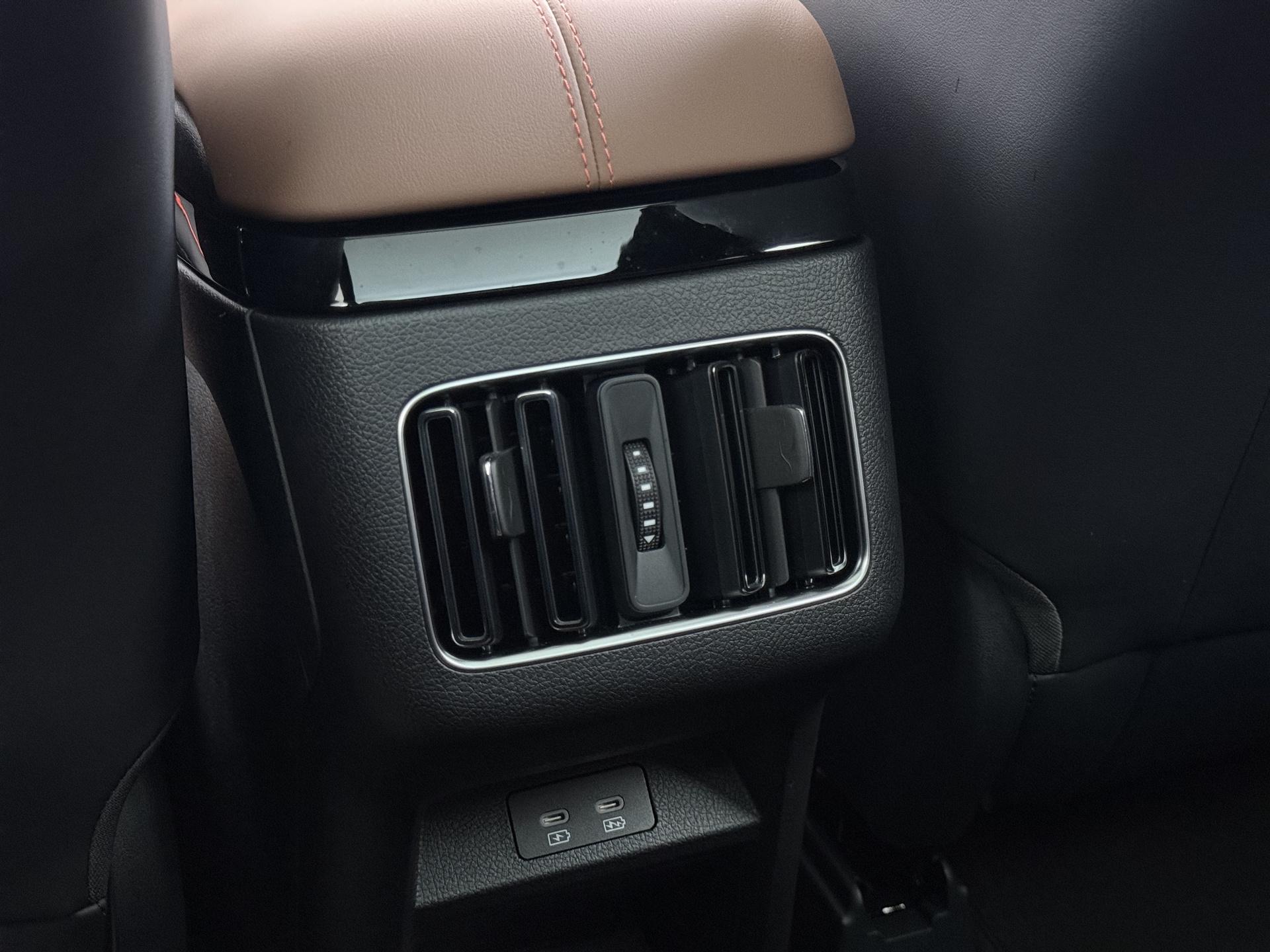 BYD SEAL U 1.5 DM-i FWD Boost 19