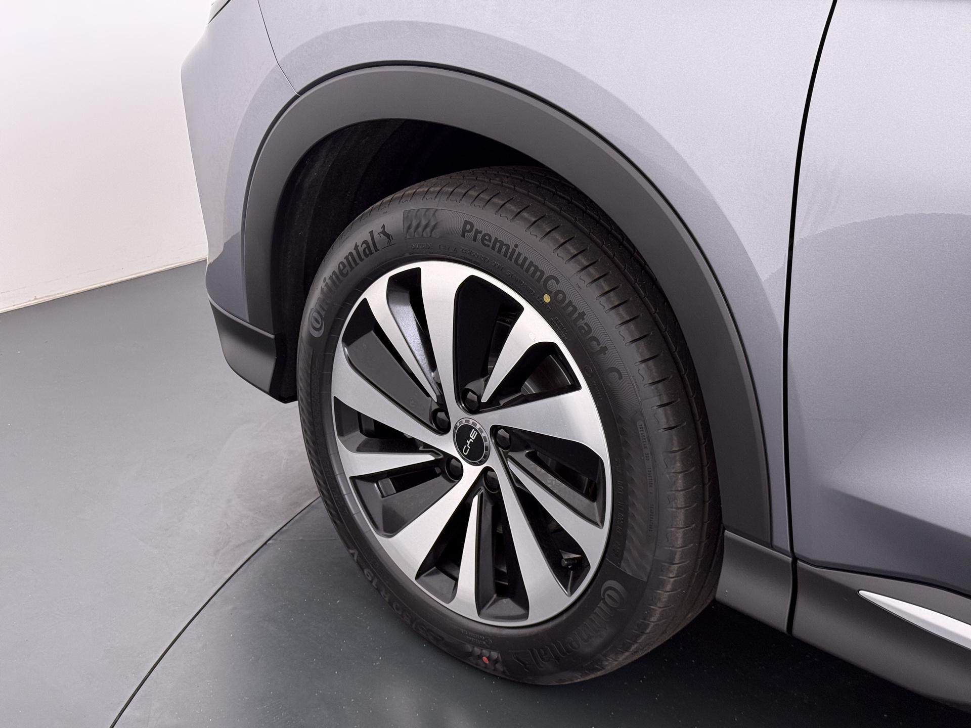 BYD SEAL U 1.5 DM-i FWD Boost 8