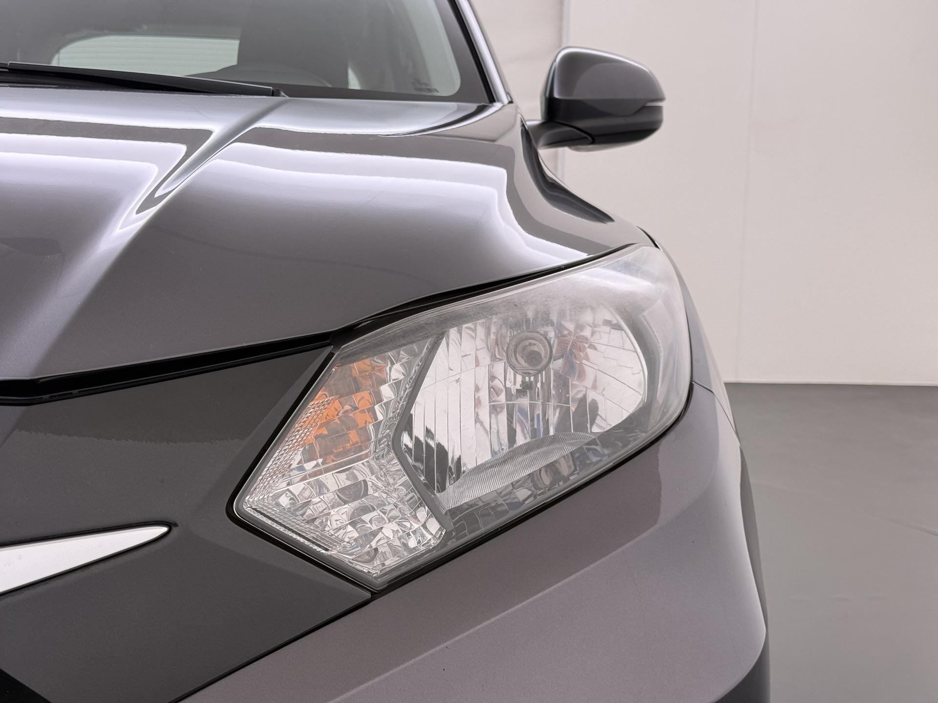 Honda HR-V 1.5 i-VTEC Elegance 18