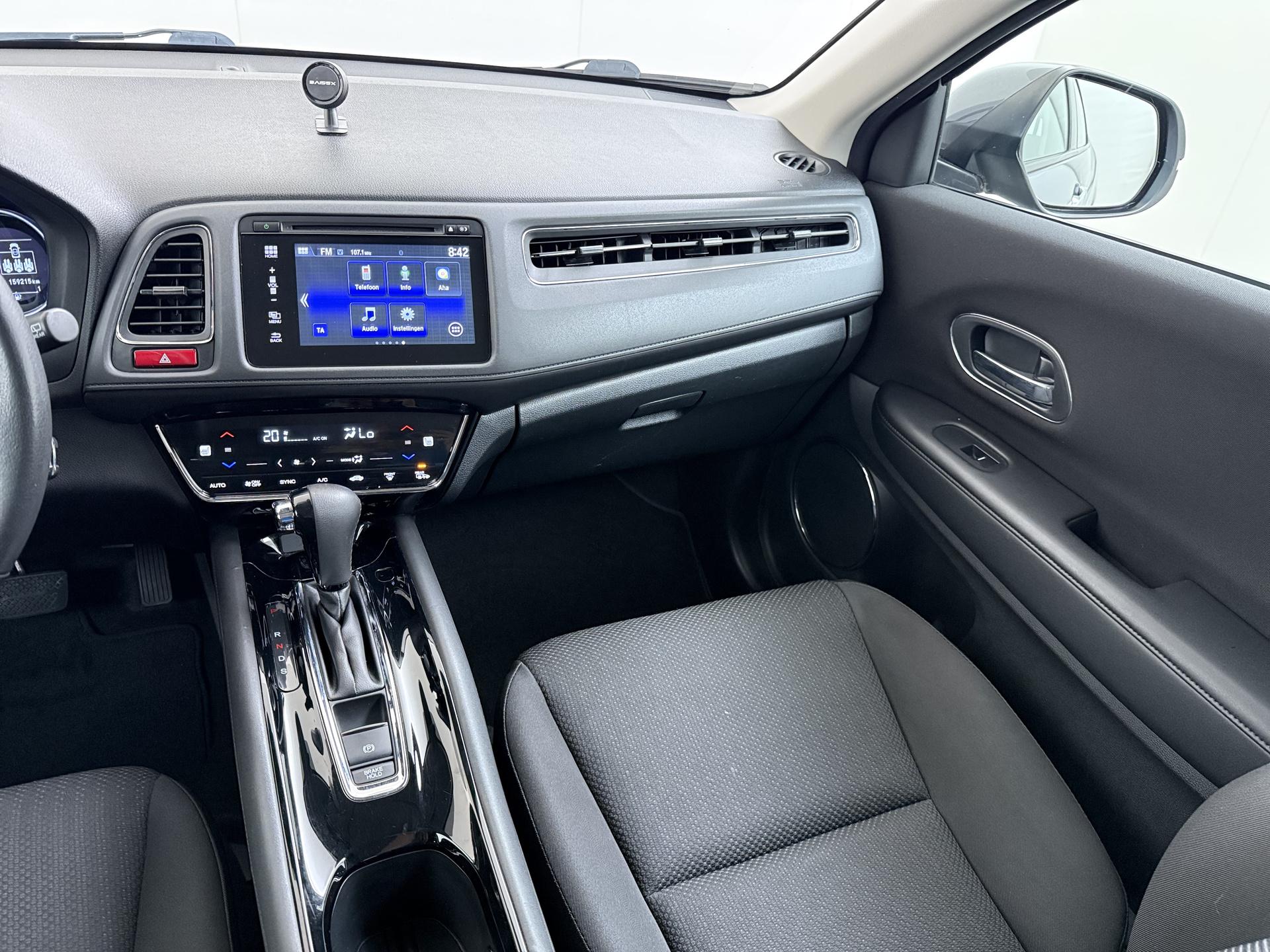 Honda HR-V 1.5 i-VTEC Elegance 24