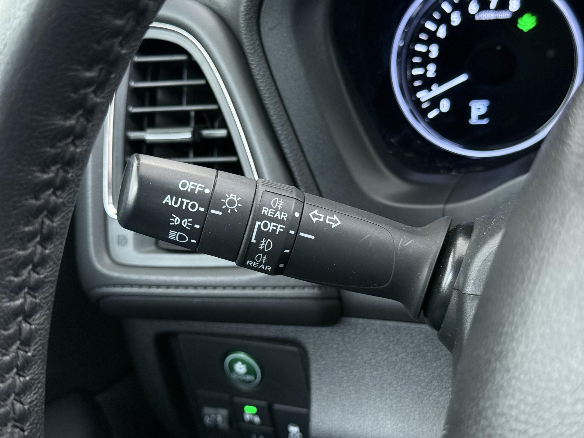 Honda HR-V 1.5 i-VTEC Elegance 25