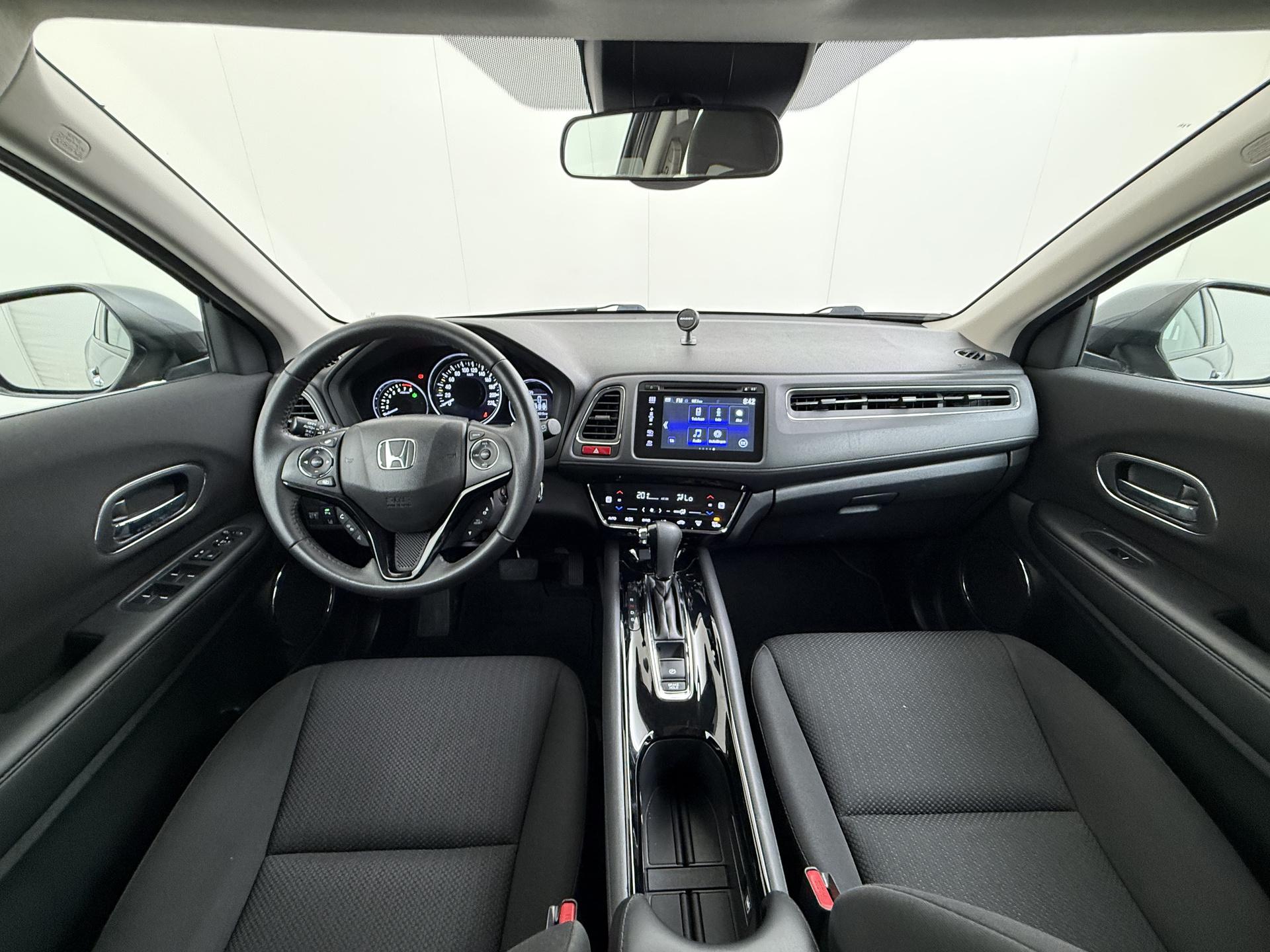 Honda HR-V 1.5 i-VTEC Elegance 4