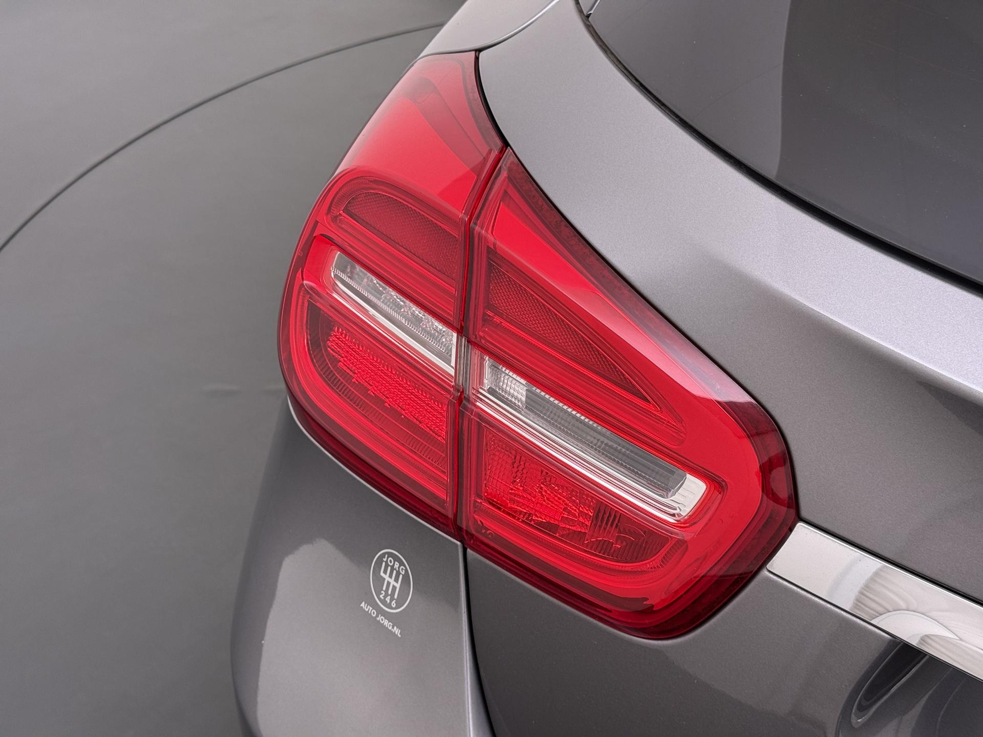 Mercedes-Benz GLA-klasse 200 Prestige 27