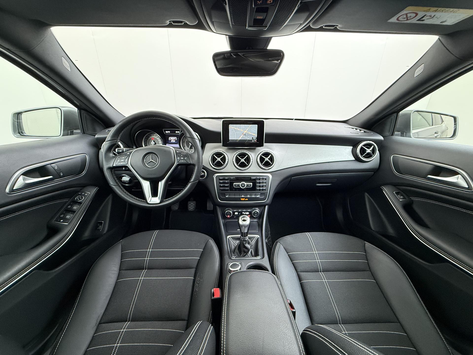 Mercedes-Benz GLA-klasse 200 Prestige 4