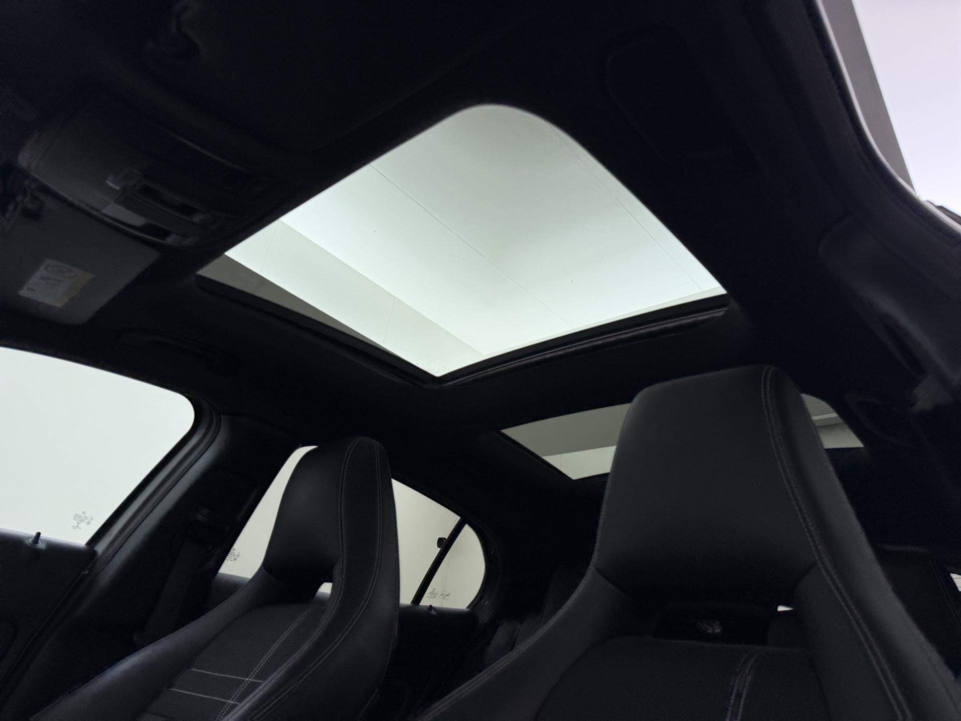 Mercedes-Benz GLA-klasse 200 Prestige 7