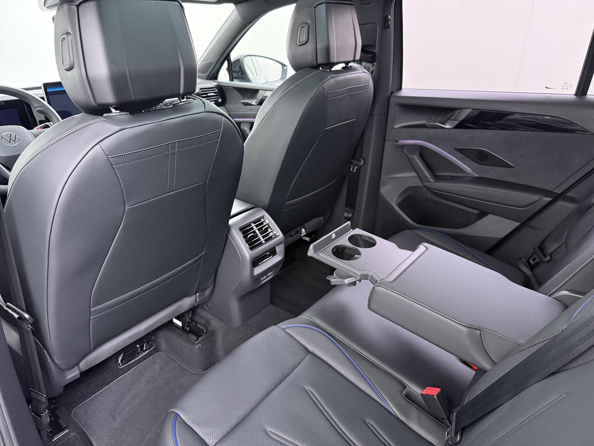 Volkswagen Tiguan 1.5 eTSI R-Line Edition 18