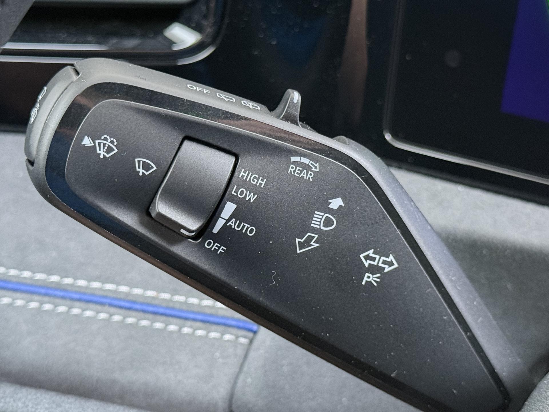 Volkswagen Tiguan 1.5 eTSI R-Line Edition 24