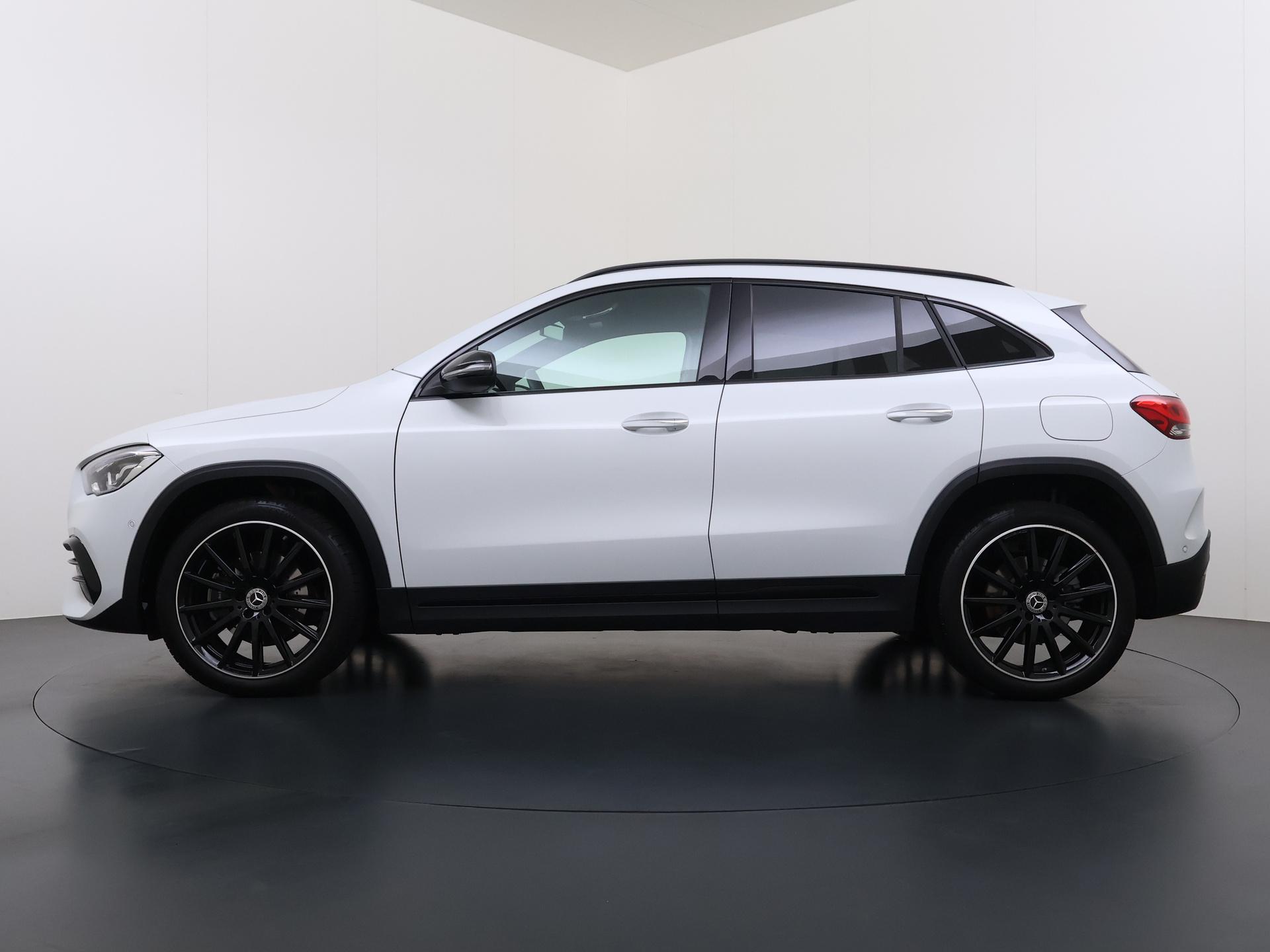 Mercedes-Benz GLA-klasse 250 e AMG Line 2