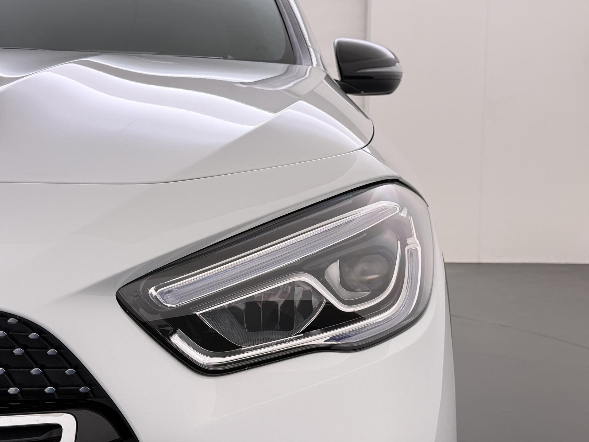 Mercedes-Benz GLA-klasse 250 e AMG Line 20