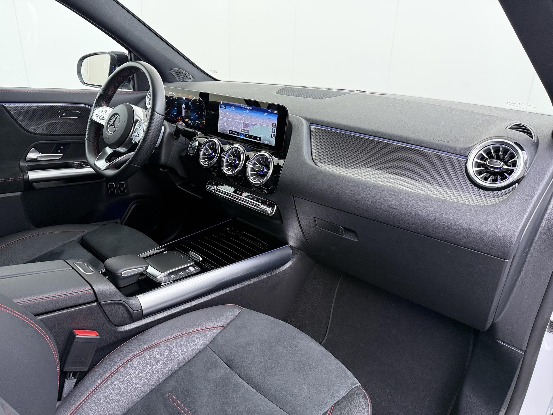 Mercedes-Benz GLA-klasse 250 e AMG Line 46