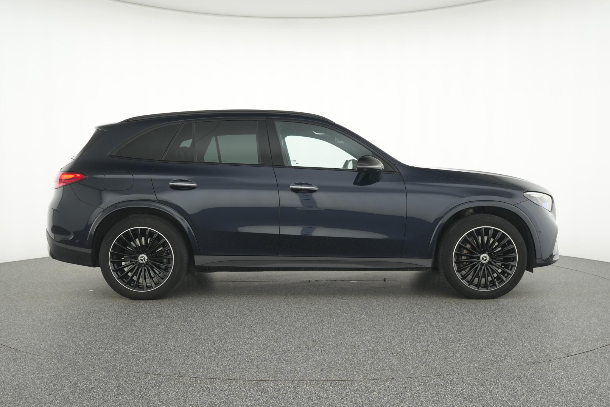 Mercedes-Benz GLC-klasse 400e 4MATIC AMG Premium Plus 9