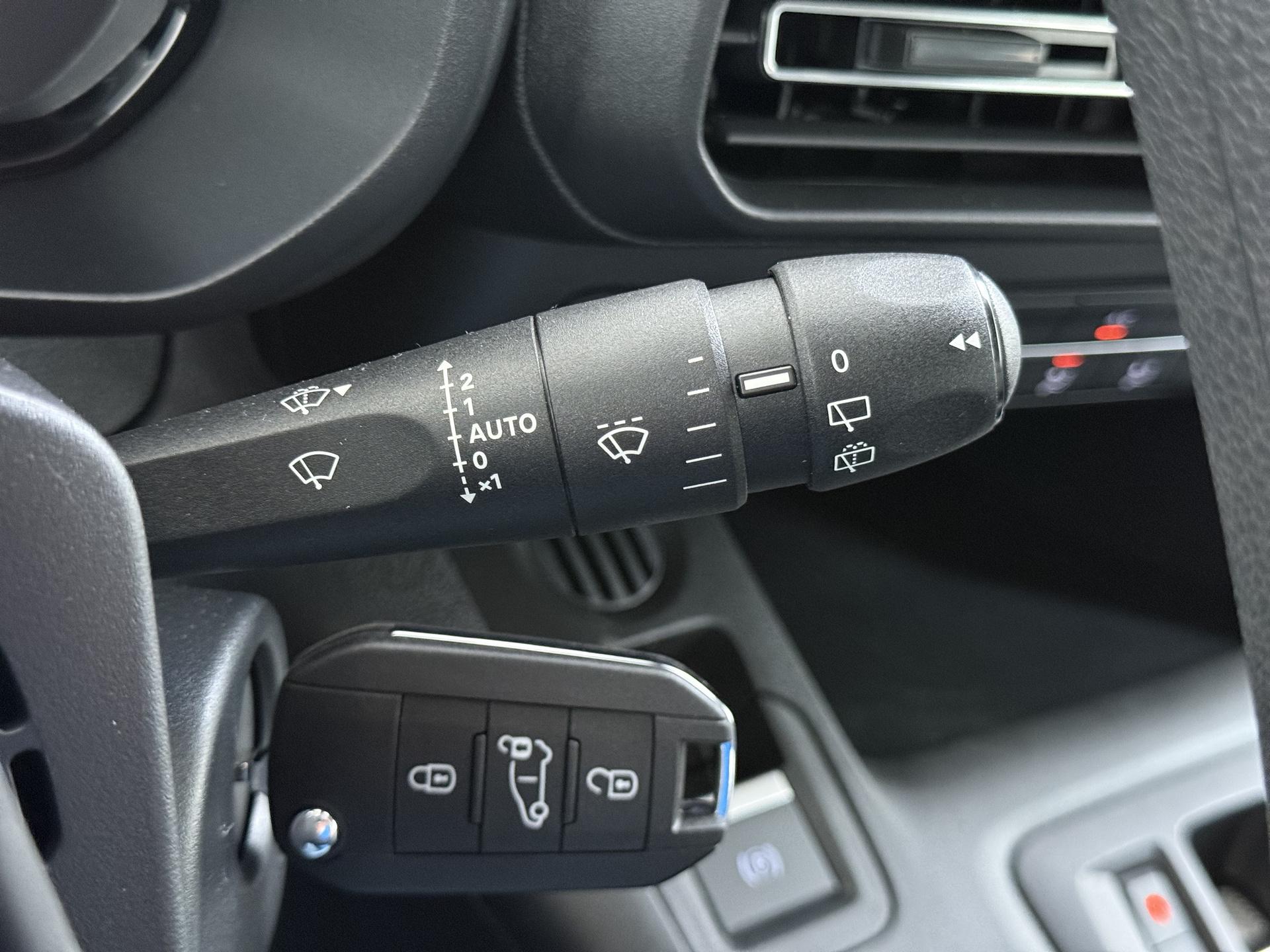 Citroen ë-Berlingo Feel L1 50 kWh 18
