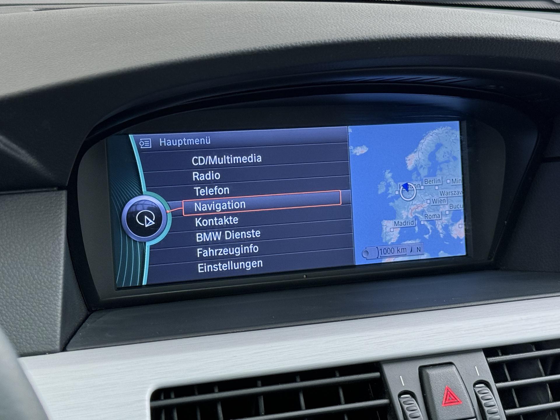 BMW 5-serie Touring 530xi 32