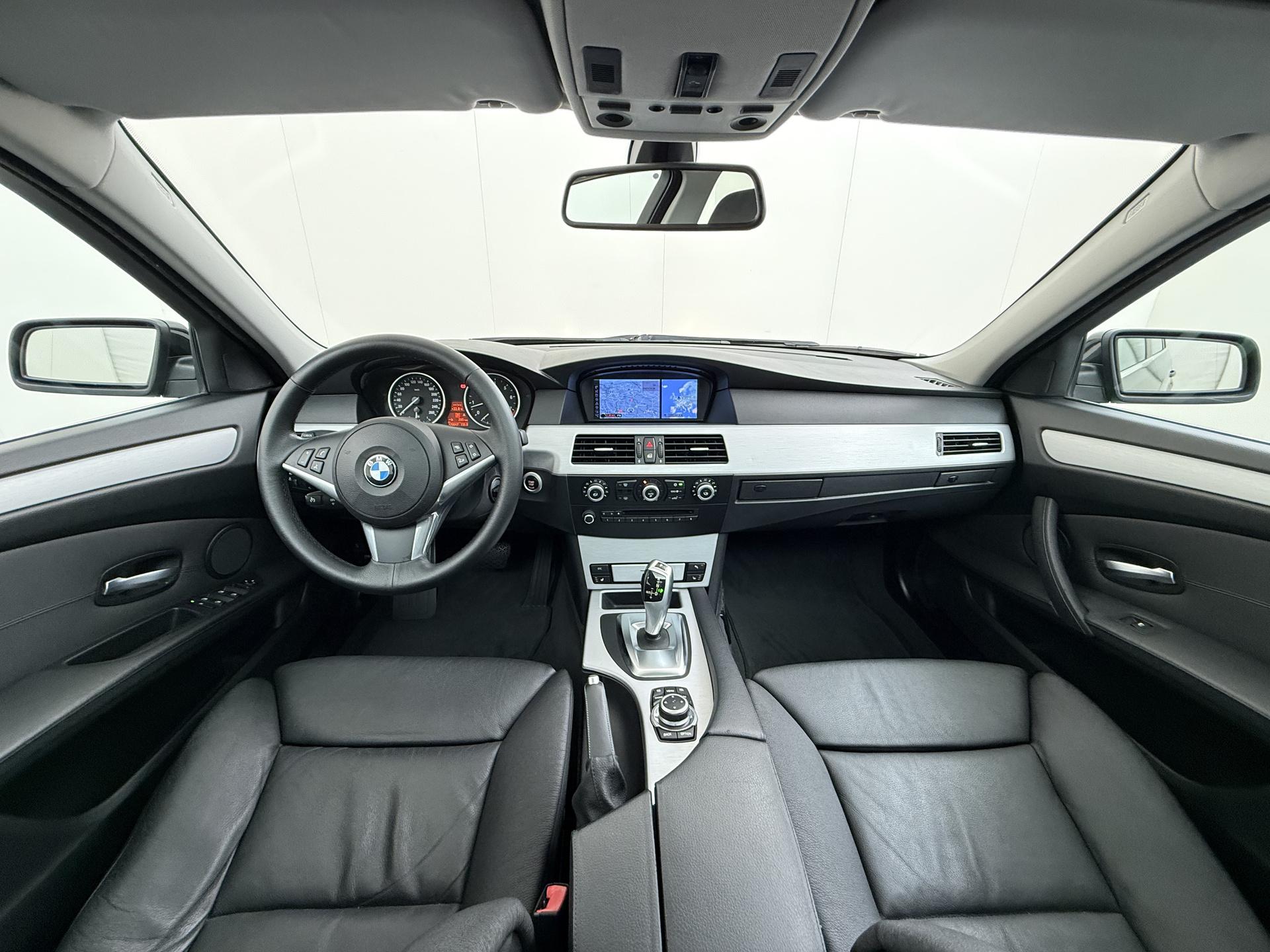 BMW 5-serie Touring 530xi 4