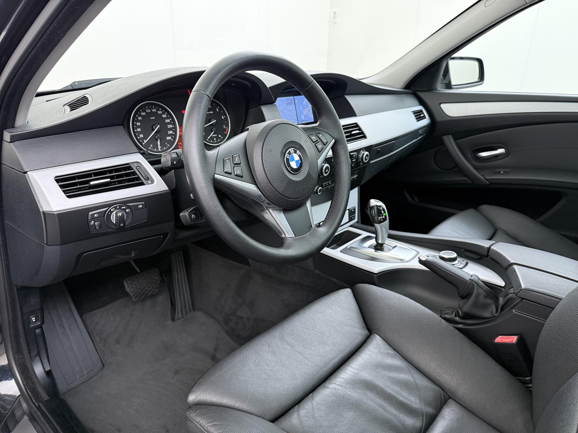 BMW 5-serie Touring 530xi 5