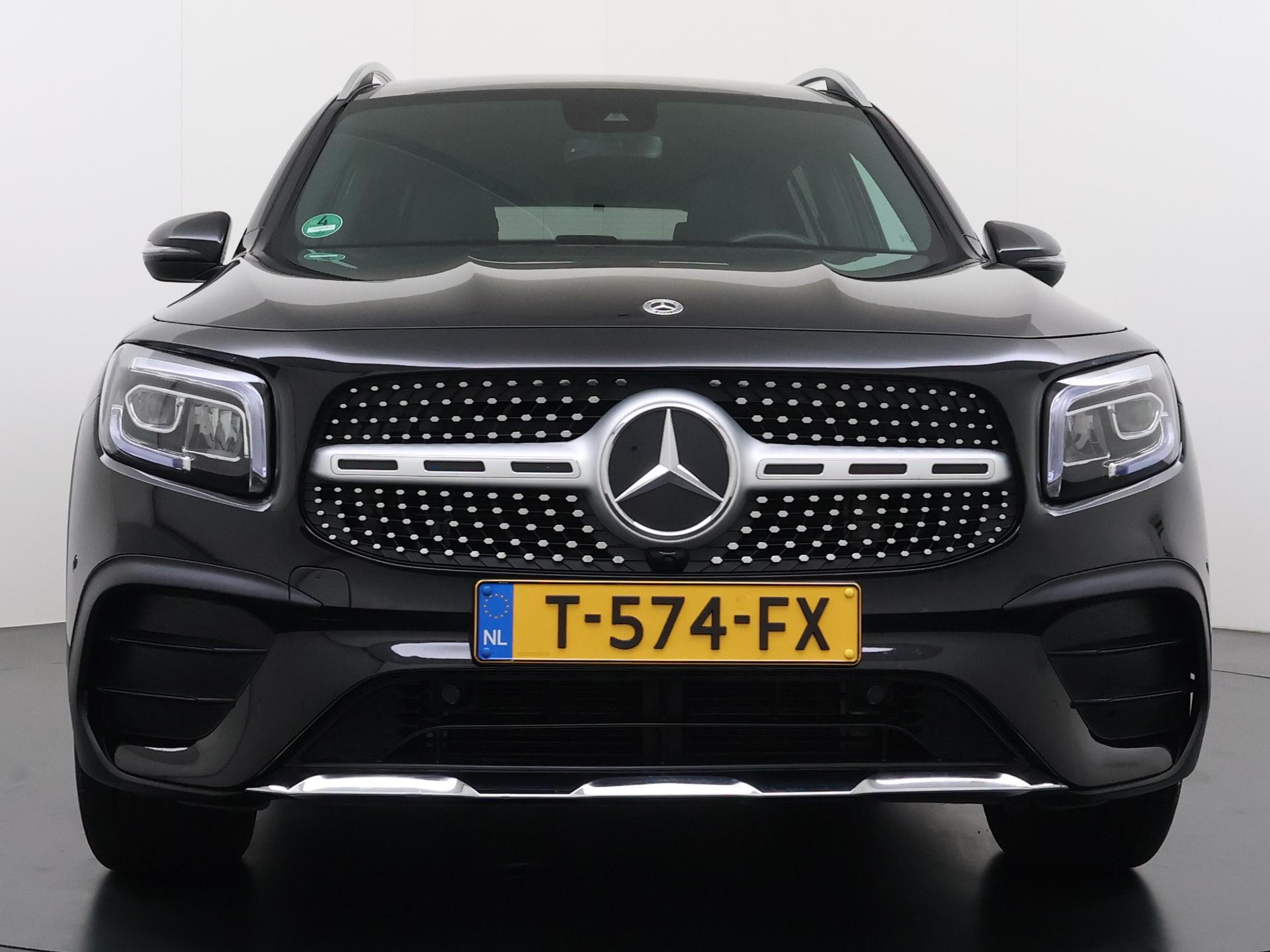 Mercedes-Benz GLB 200 AMG Line Premium 7-persoons 12