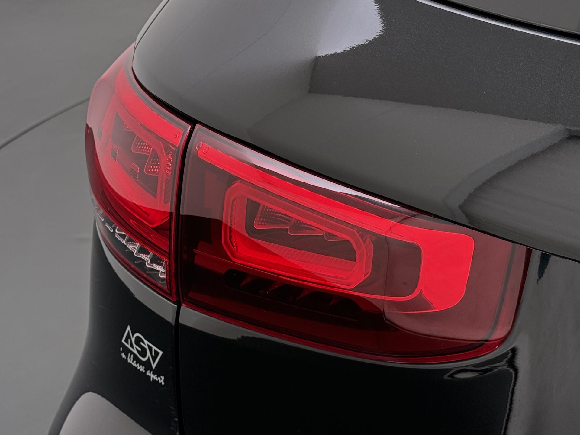 Mercedes-Benz GLB 200 AMG Line Premium 7-persoons 16