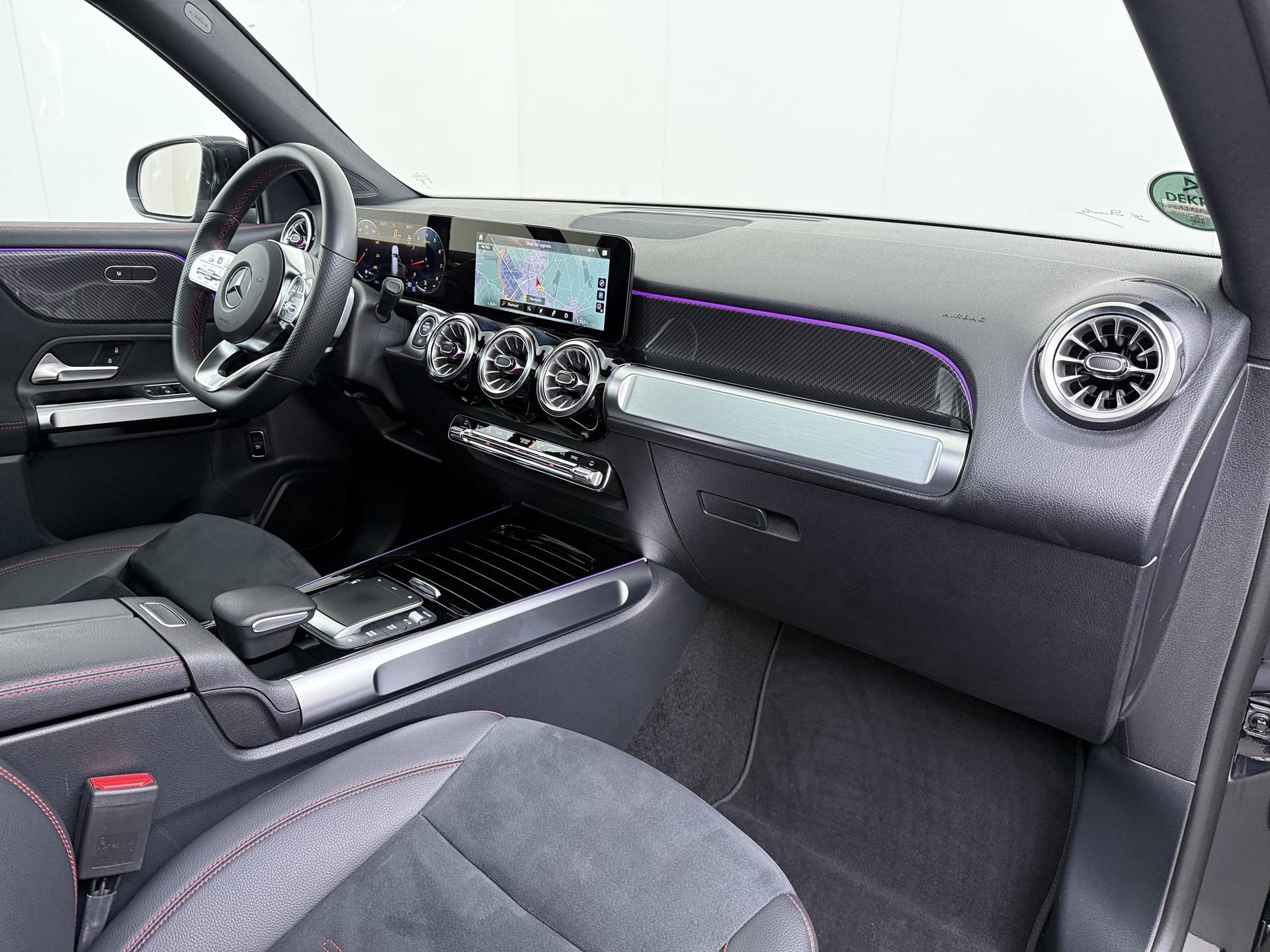 Mercedes-Benz GLB 200 AMG Line Premium 7-persoons 50