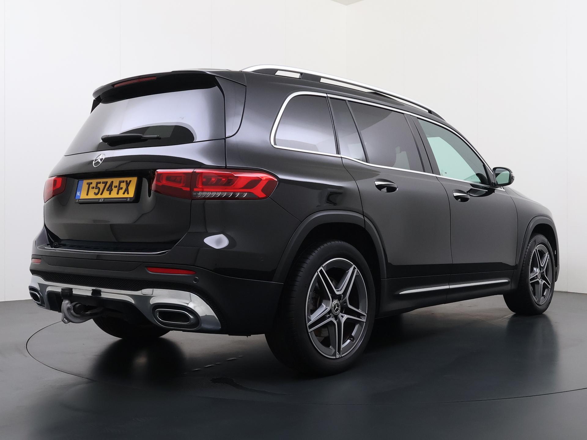 Mercedes-Benz GLB 200 AMG Line Premium 7-persoons 8
